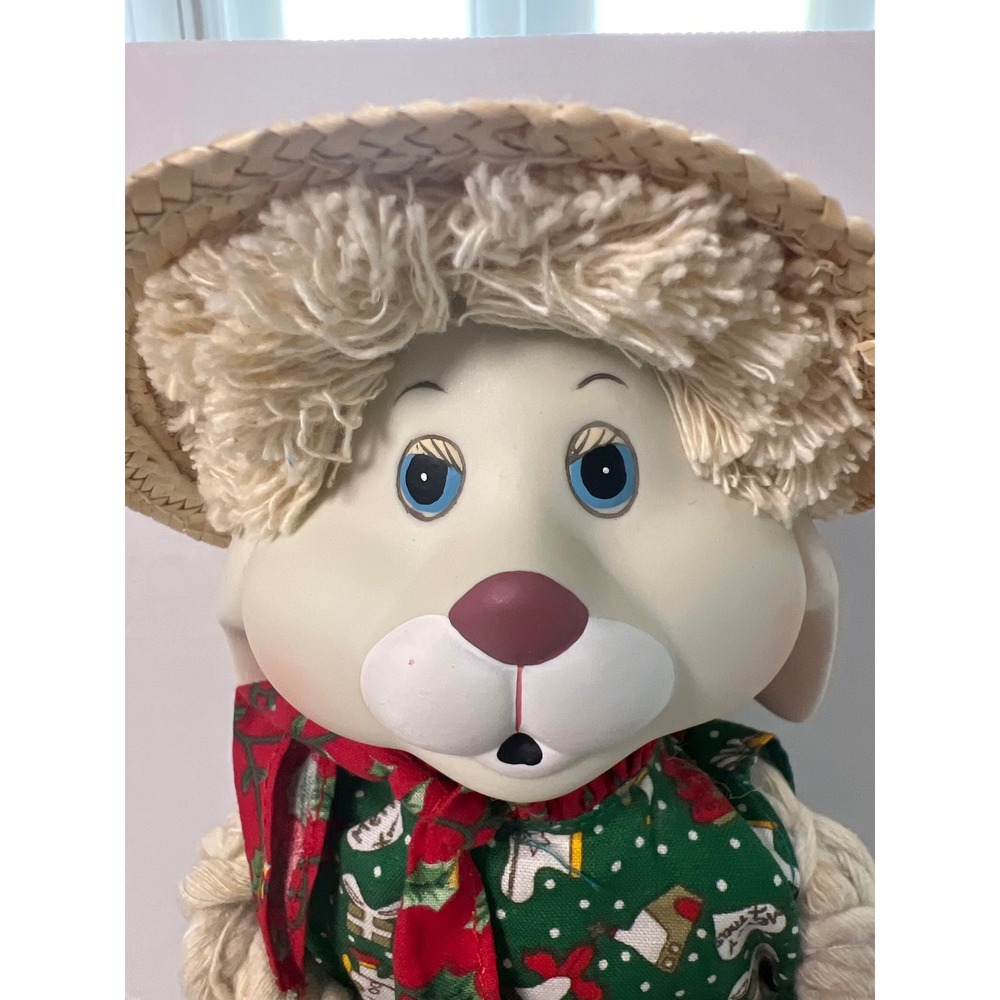 Vintage 1994 House of Lloyd,Christmas Around the World ,‎ "Floyd" Bunny